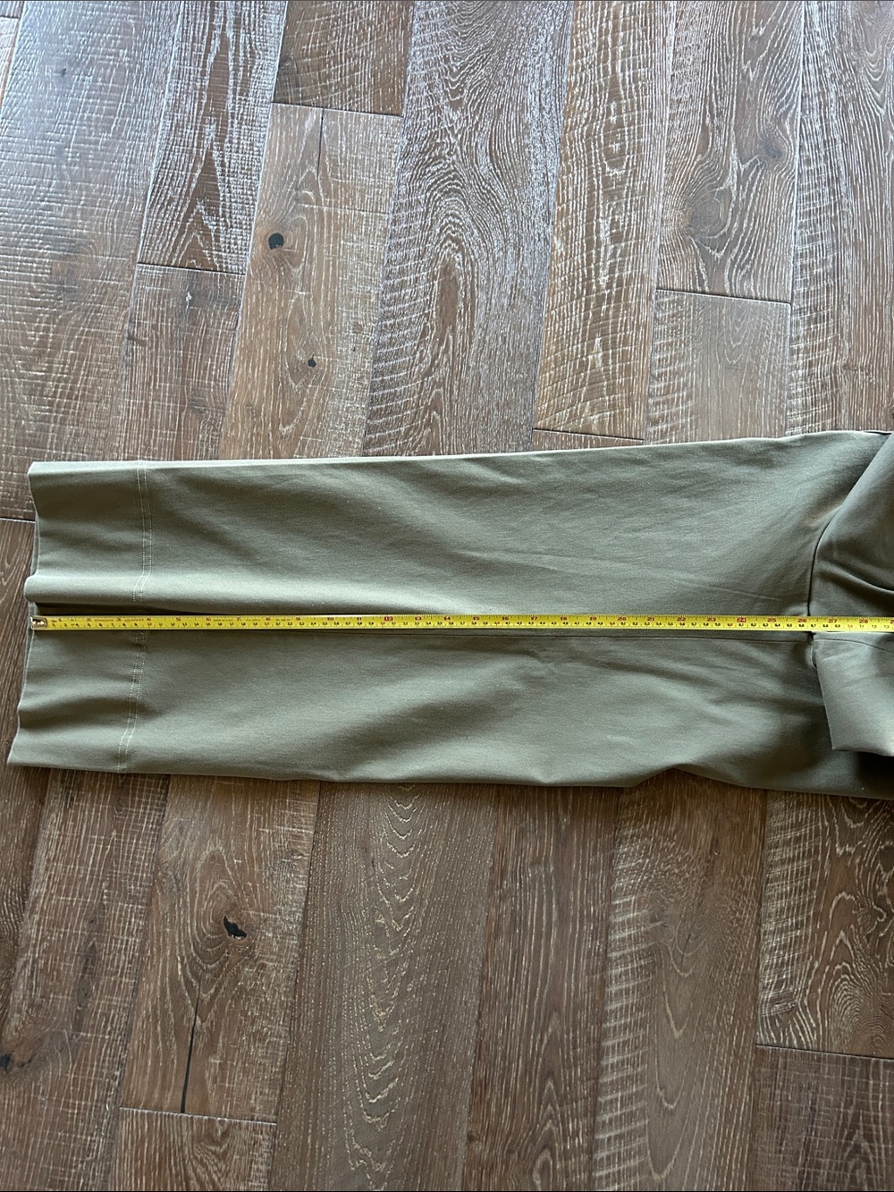 SPANX Olive Green Cargo Capris - Picture 7 of 7